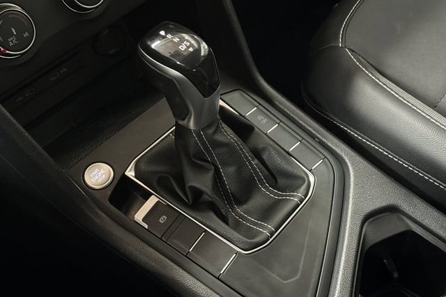 Certified 2022 Volkswagen Taos SE image 26