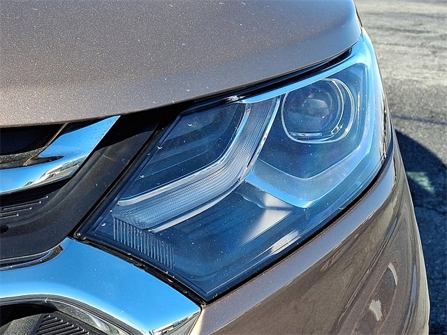 Used 2018 Chevrolet Equinox Premier image 9