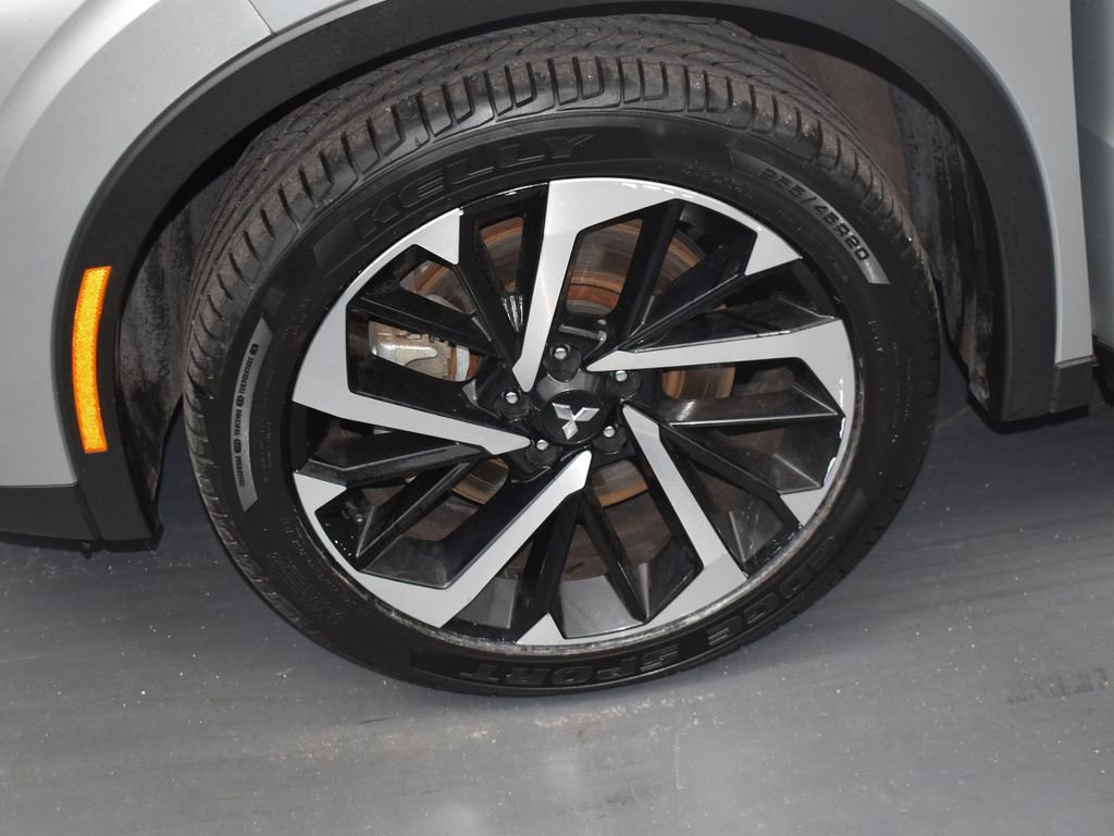 Used 2022 Mitsubishi Outlander SE image 13