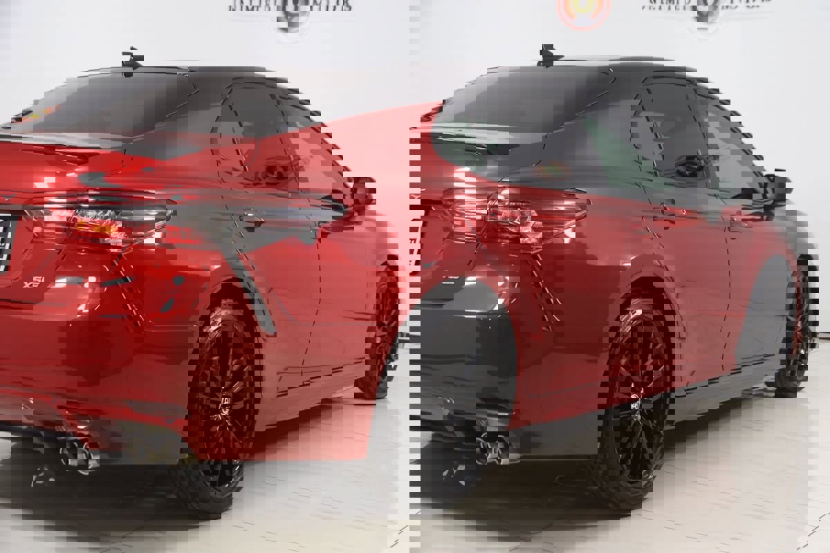 Used 2021 Toyota Camry XSE FWD image 44