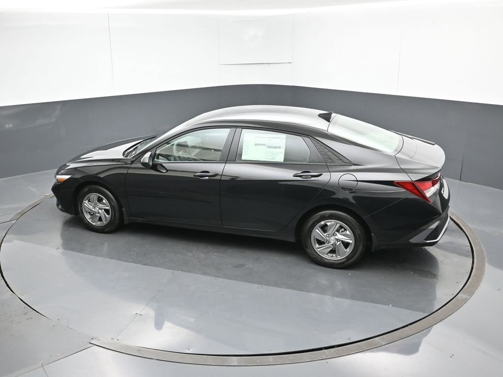 New 2026 Hyundai Elantra SE image 20