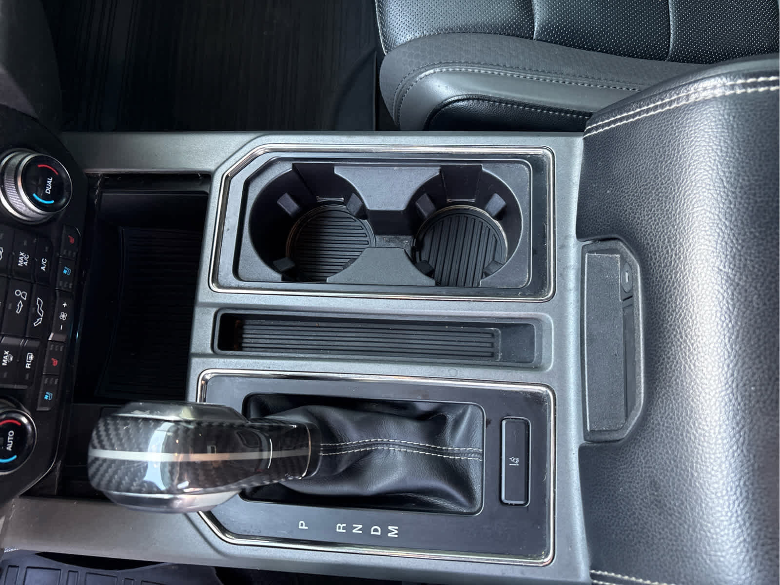 Used 2019 Ford F150 Raptor w/ Equipment Group 802A Luxury image 15