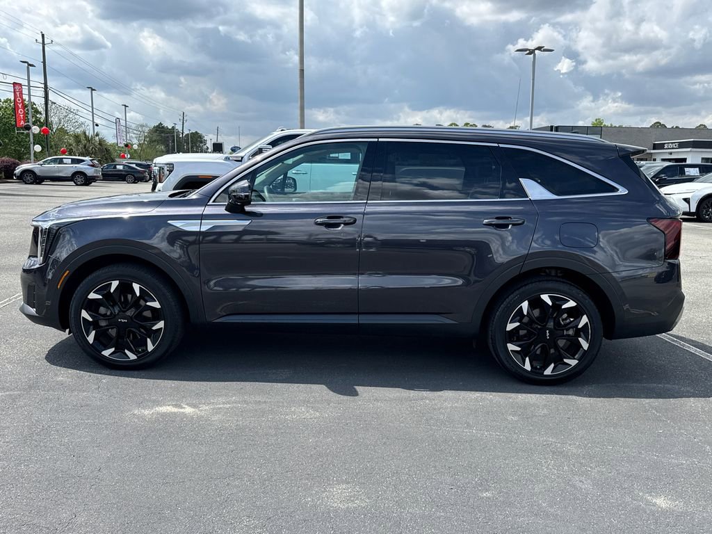 Used 2025 Kia Sorento EX image 6