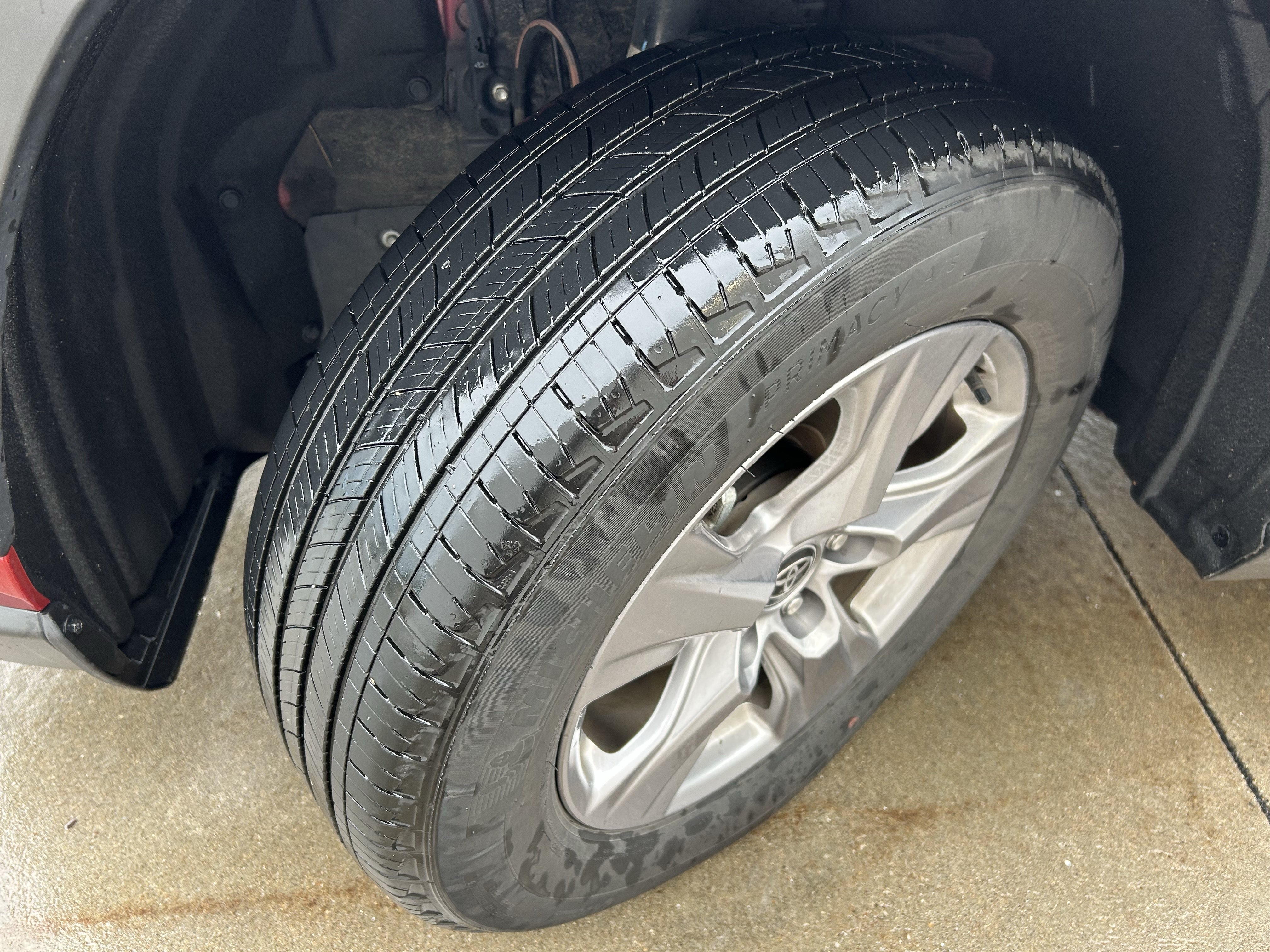 Certified 2025 Toyota RAV4 XLE AWD/4WD image 10