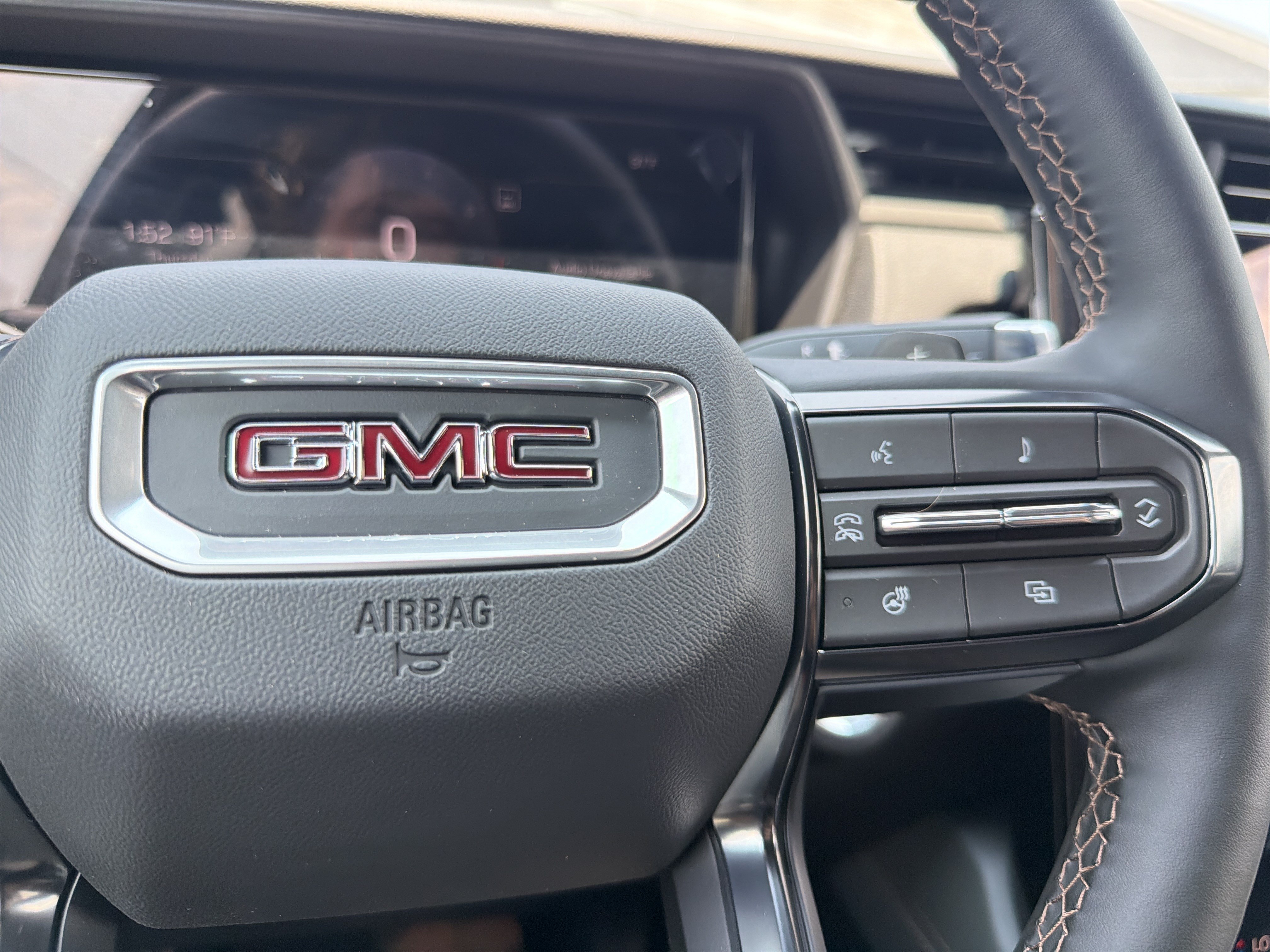 New 2026 GMC Terrain AT4 w/ Technology Package II AWD/4WD image 25