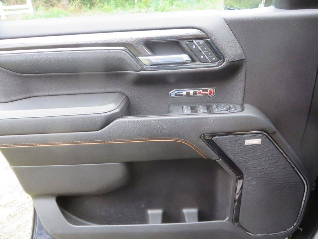 Used 2024 GMC Sierra 1500 AT4 w/ Technology Package AWD/4WD image 26