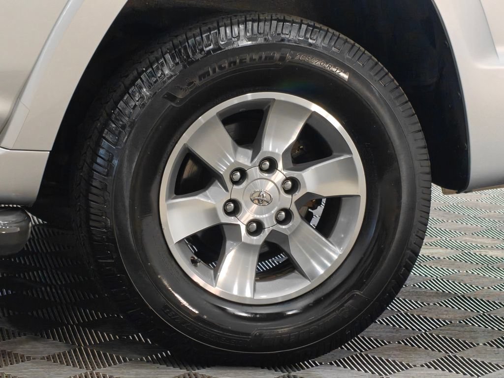 Used 2011 Toyota 4Runner SR5 w/ Premium Pkg w/Leather AWD/4WD image 35