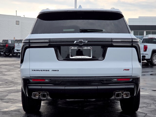 New 2027 Chevrolet Traverse RS w/ LPO, Floor Liner Package AWD/4WD image 17