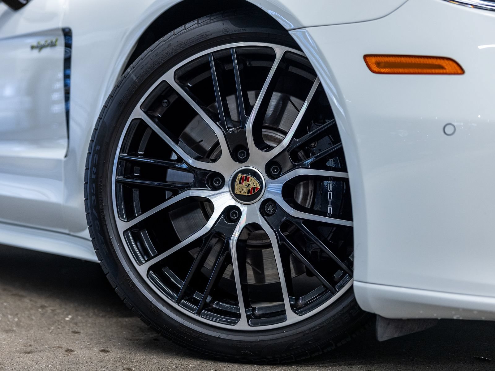 Certified 2023 Porsche Panamera 4S AWD/4WD image 17