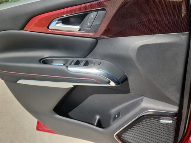 New 2026 Chevrolet Traverse Z71 w/ Enhanced Driving Package image 9