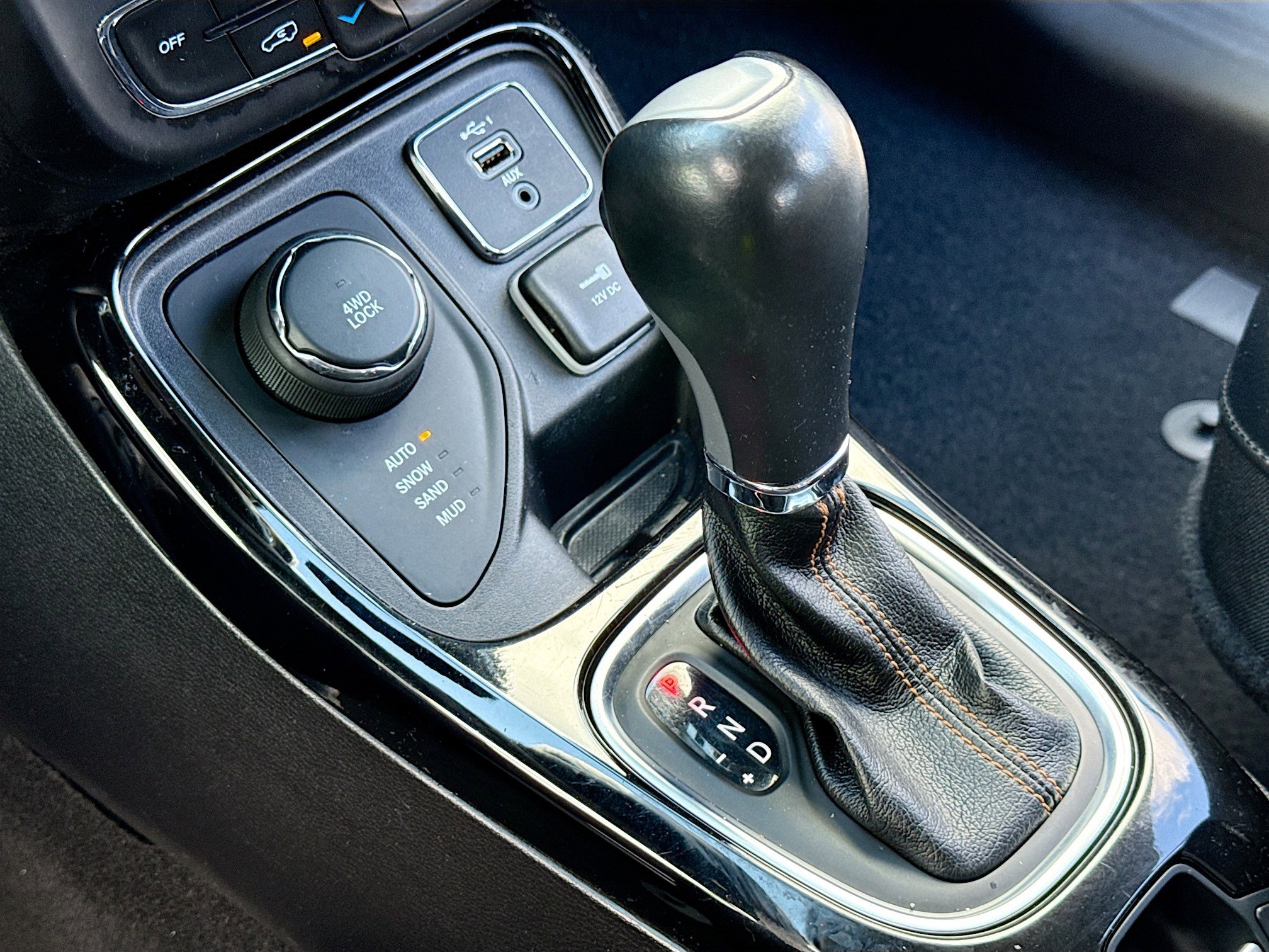 Used 2019 Jeep Compass Limited image 12