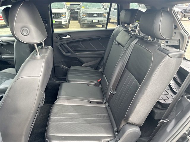 Used 2024 Volkswagen Tiguan SE R-Line w/ MDO Package, Three-Row image 28