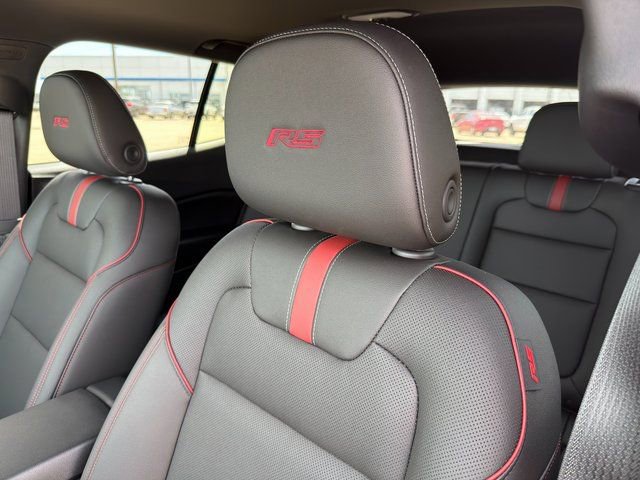 New 2026 Chevrolet Trax RS w/ Sunroof Package image 22