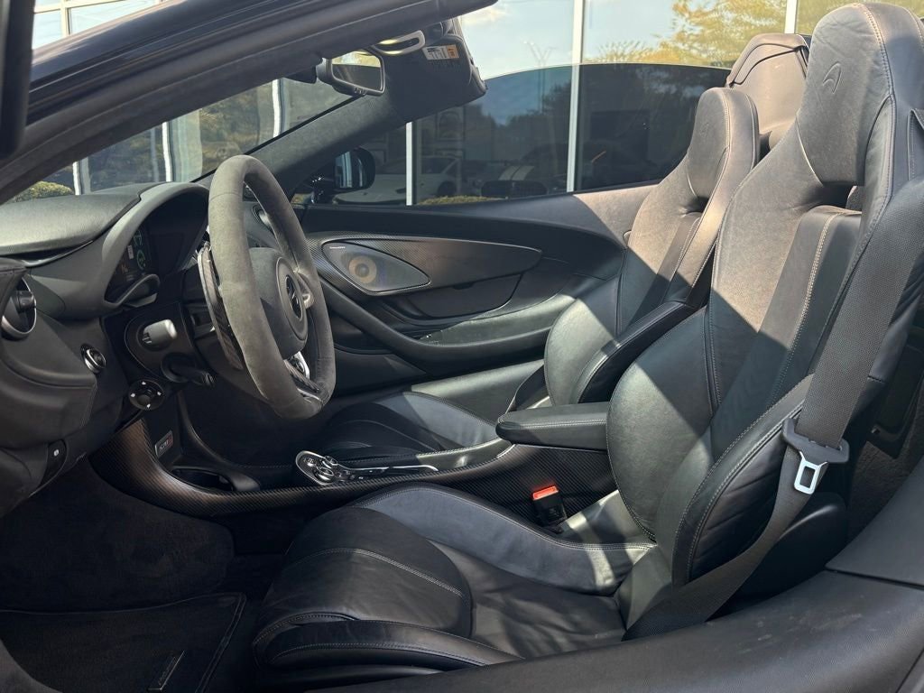 Used 2019 McLaren 570S Spider image 39
