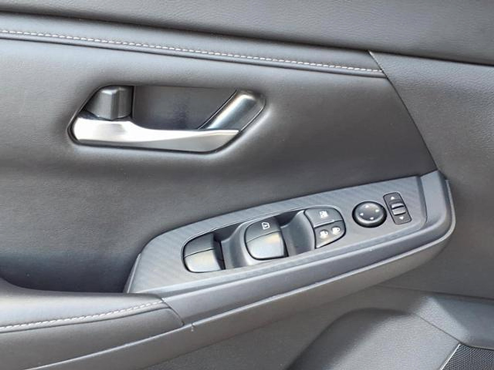 Certified 2023 Nissan Sentra SV w/ All-Weather Package image 31