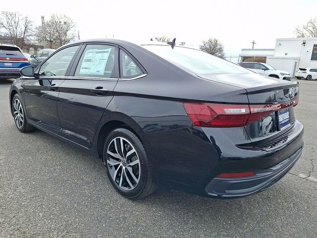 New 2026 Volkswagen Jetta SE image 3