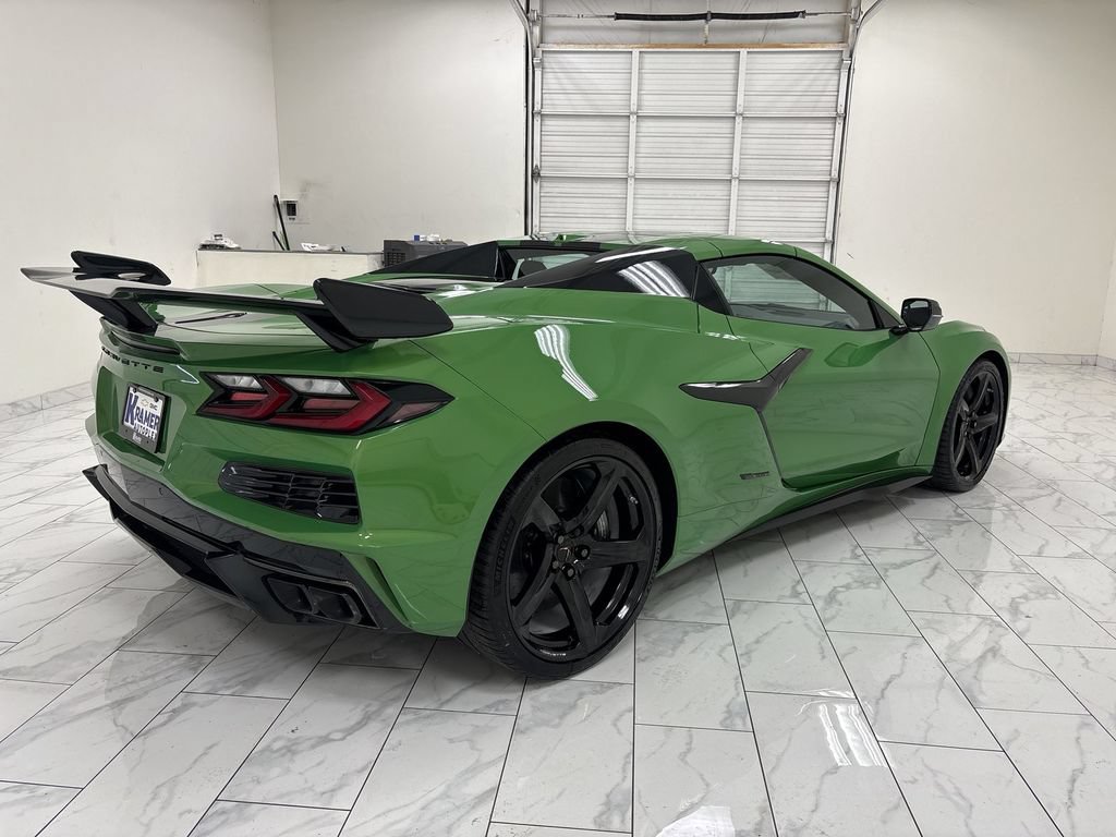 New 2026 Chevrolet Corvette E-Ray w/ ZER Performance Package AWD/4WD image 8