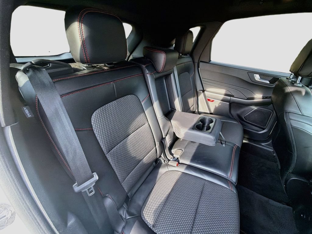 Used 2023 Ford Escape ST-Line w/ Tech Pack #1 AWD/4WD image 29