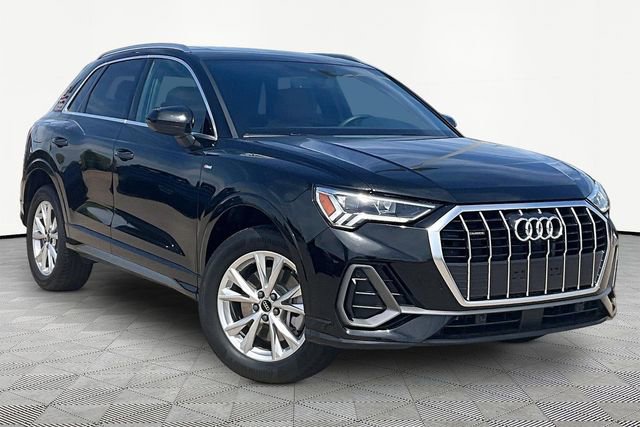 Used 2025 Audi Q3 2.0T Premium Plus w/ Premium Plus Package AWD/4WD image 11