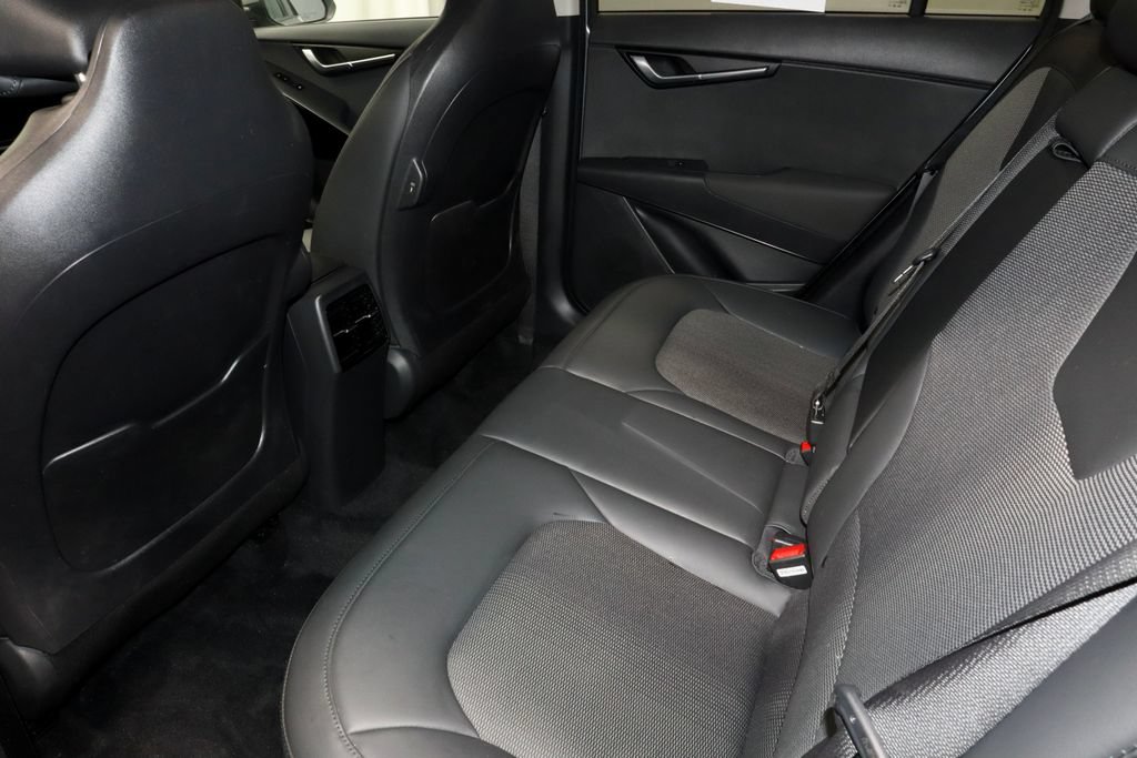 Used 2023 Kia Niro EX FWD image 22