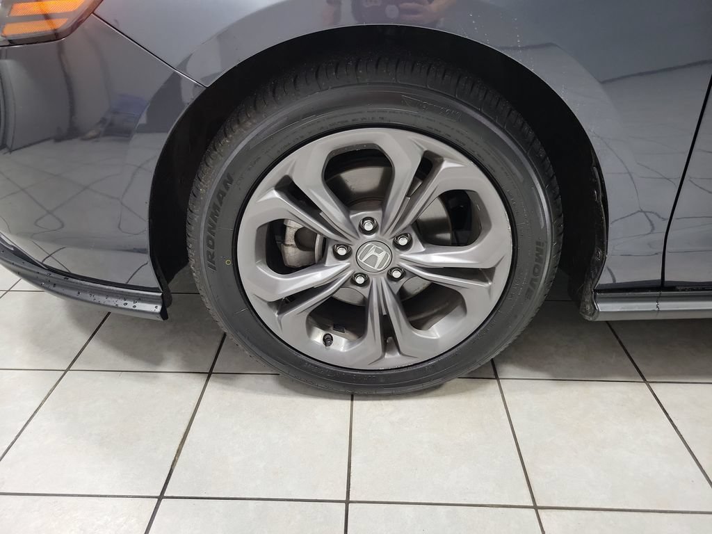 Used 2024 Honda Accord EX image 41