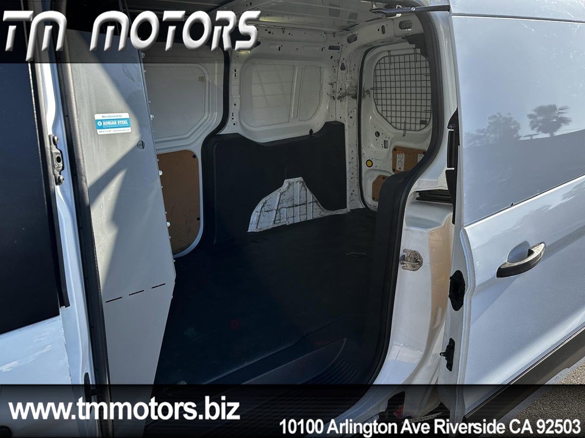 Used 2016 Ford Transit Connect XLT FWD image 12