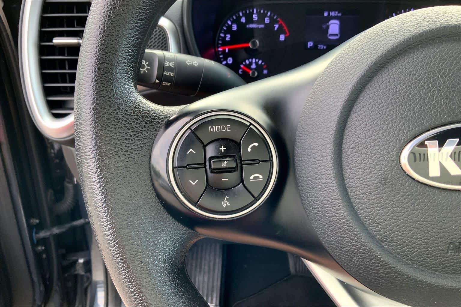 Used 2020 Kia Soul LX FWD image 23