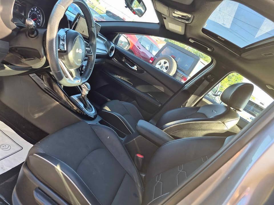 Used 2024 Kia Forte GT-Line w/ GT-Line Premium Package FWD image 15