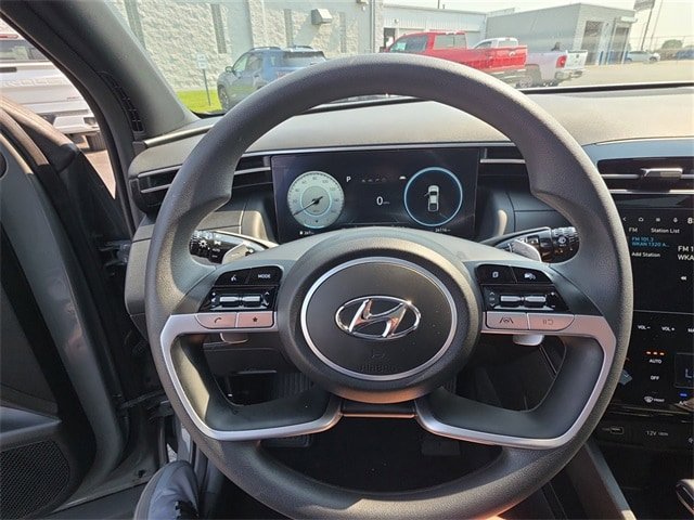 Used 2024 Hyundai Santa Cruz Night image 11
