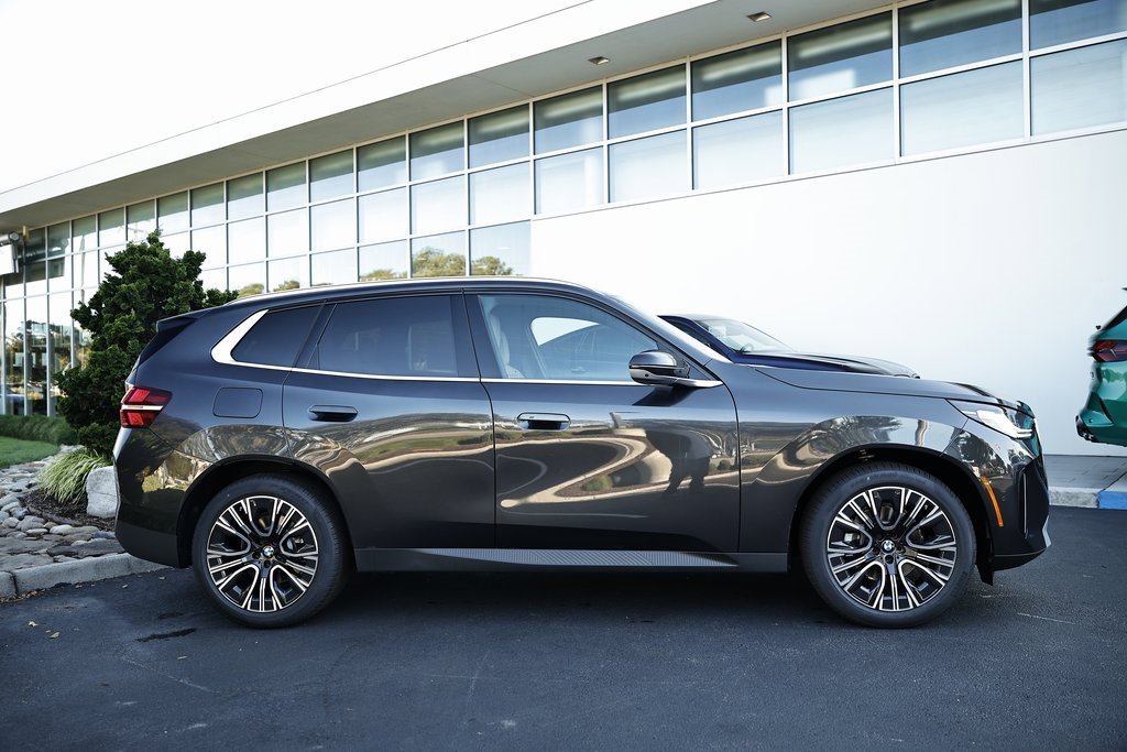 New 2026 BMW X3 xDrive30 w/ Premium Package image 3