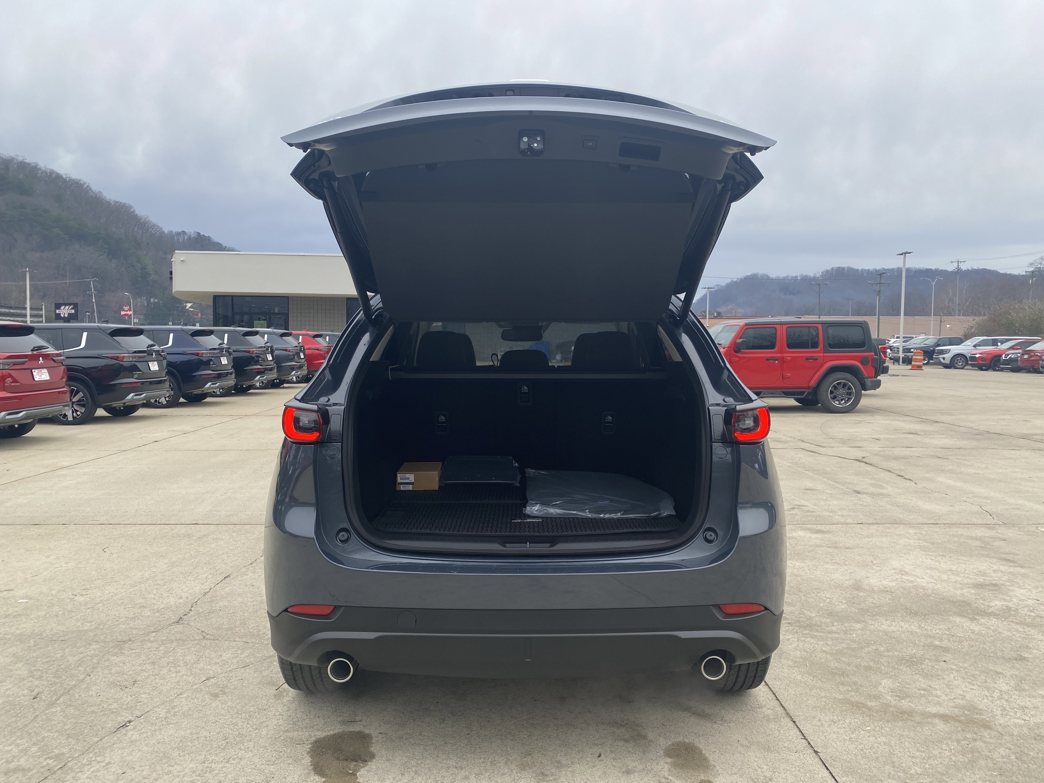 New 2025 MAZDA CX-5 Carbon Edition image 22