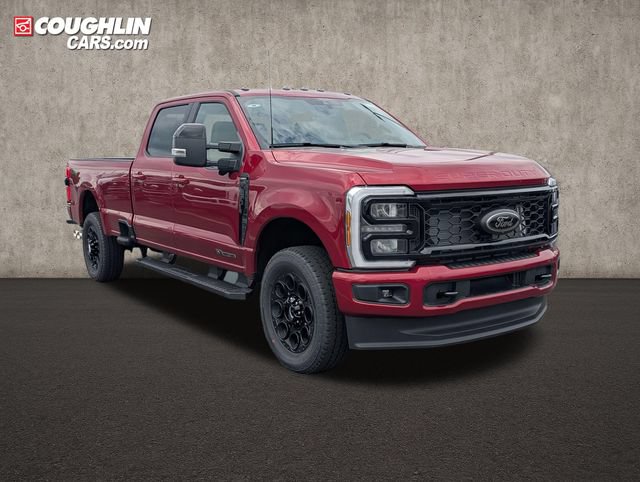 New 2026 Ford F350 Lariat w/ Black Appearance Package