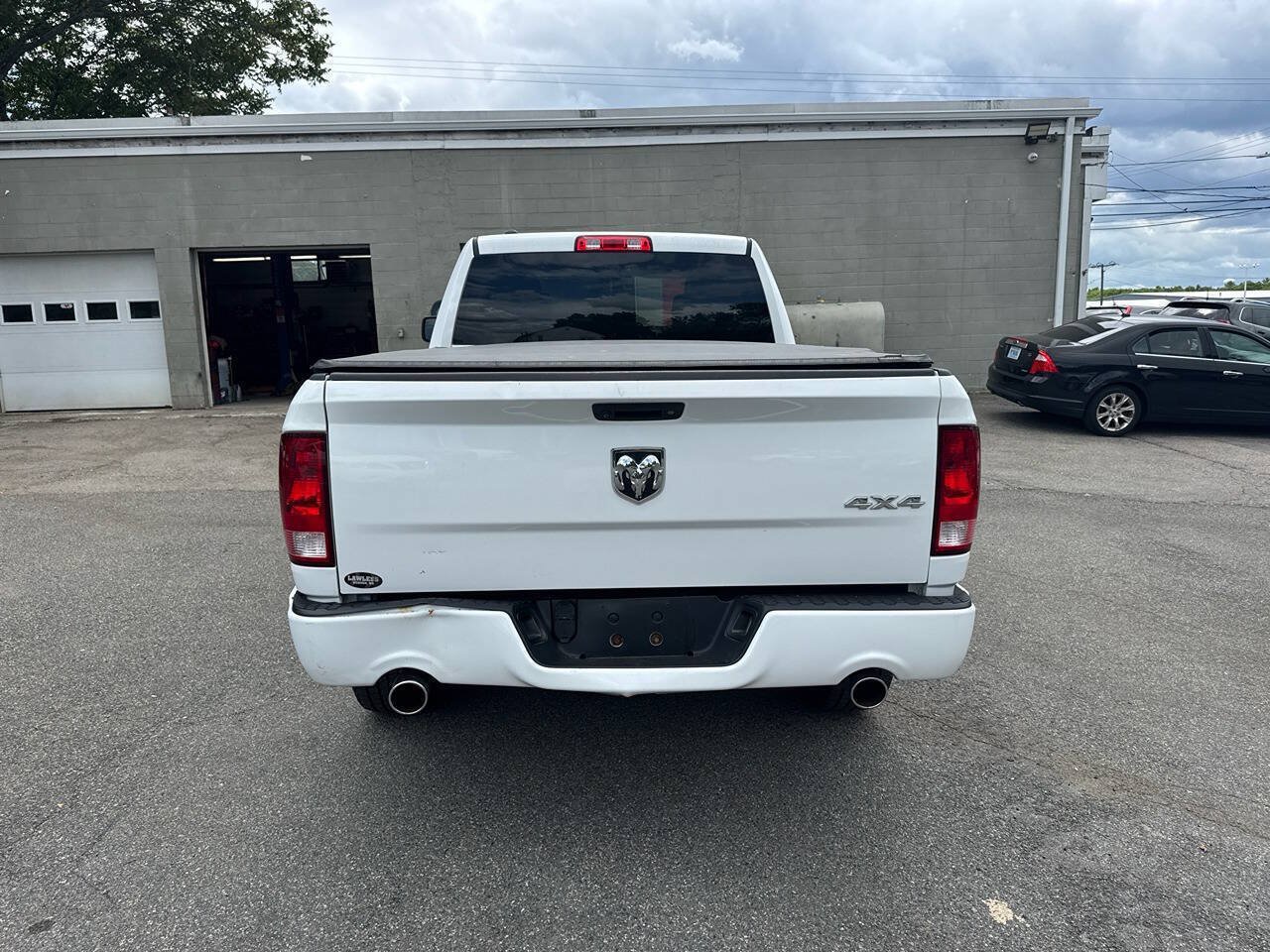 Used 2018 RAM 1500 Express w/ Express Value Package AWD/4WD image 7