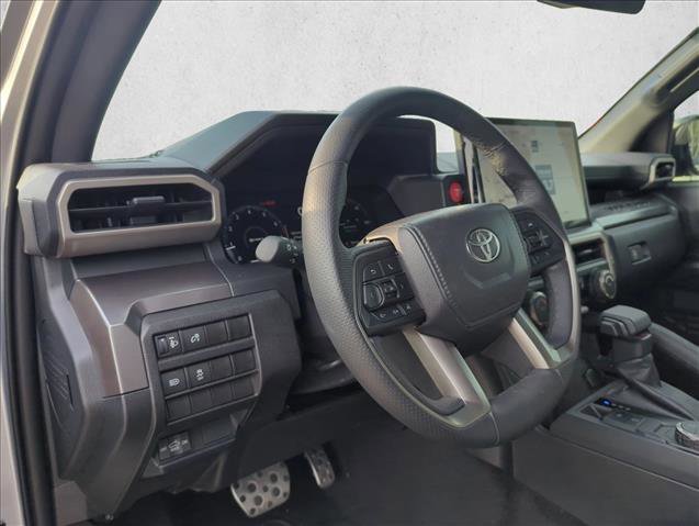 Used 2025 Toyota Tacoma TRD Sport RWD image 13