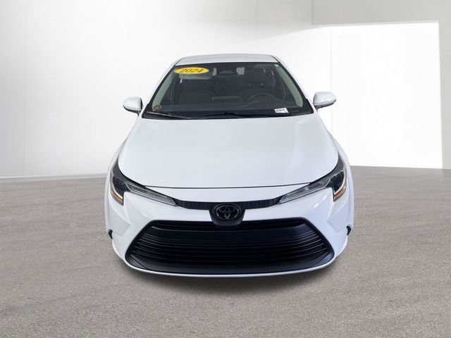 Used 2024 Toyota Corolla LE FWD image 16