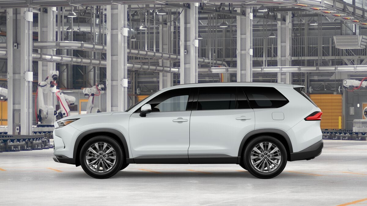 New 2026 Toyota Grand Highlander AWD image 4