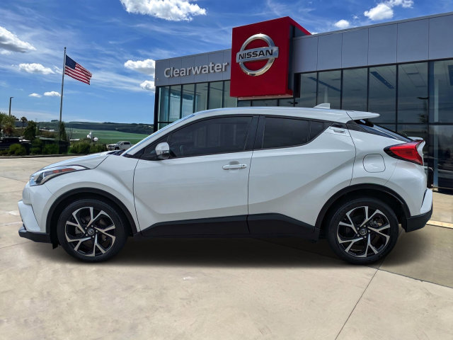 Used 2019 Toyota C-HR XLE FWD image 8