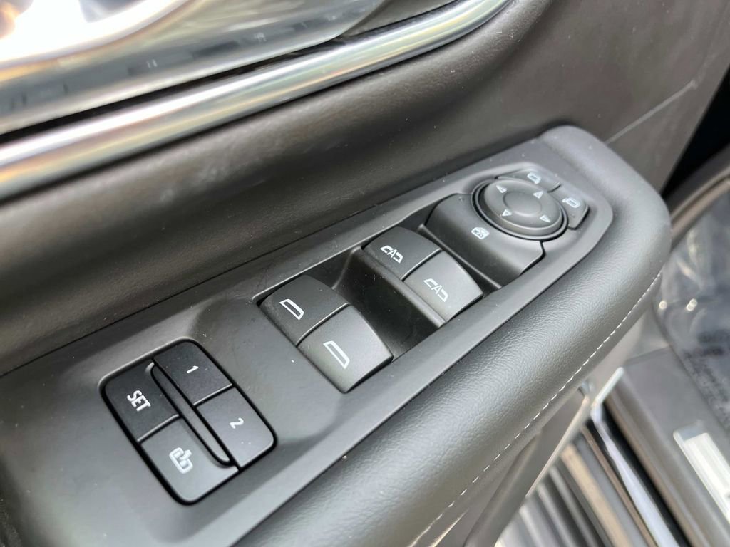 Used 2023 Chevrolet Tahoe LT image 29