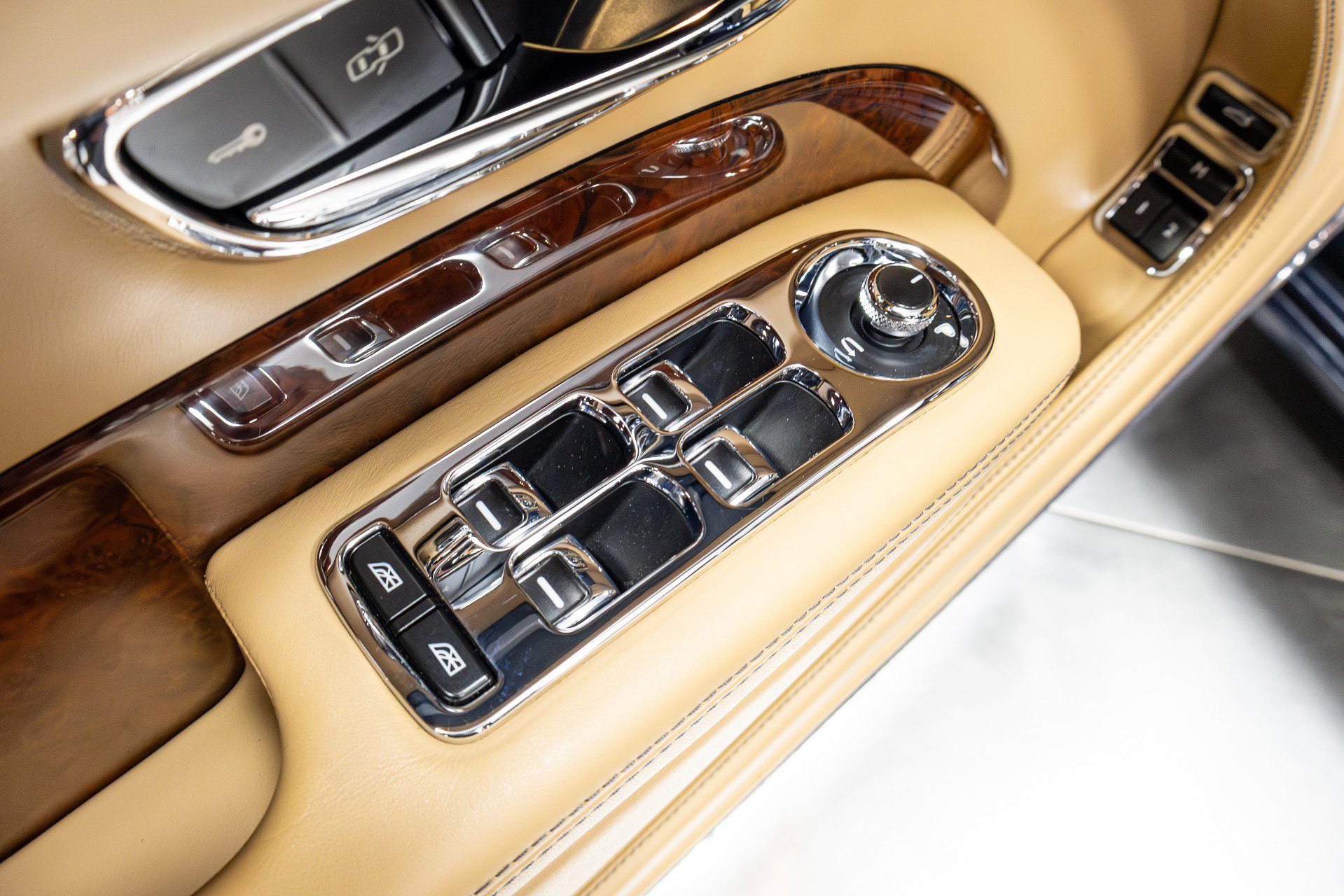 Used 2017 Bentley Mulsanne image 69