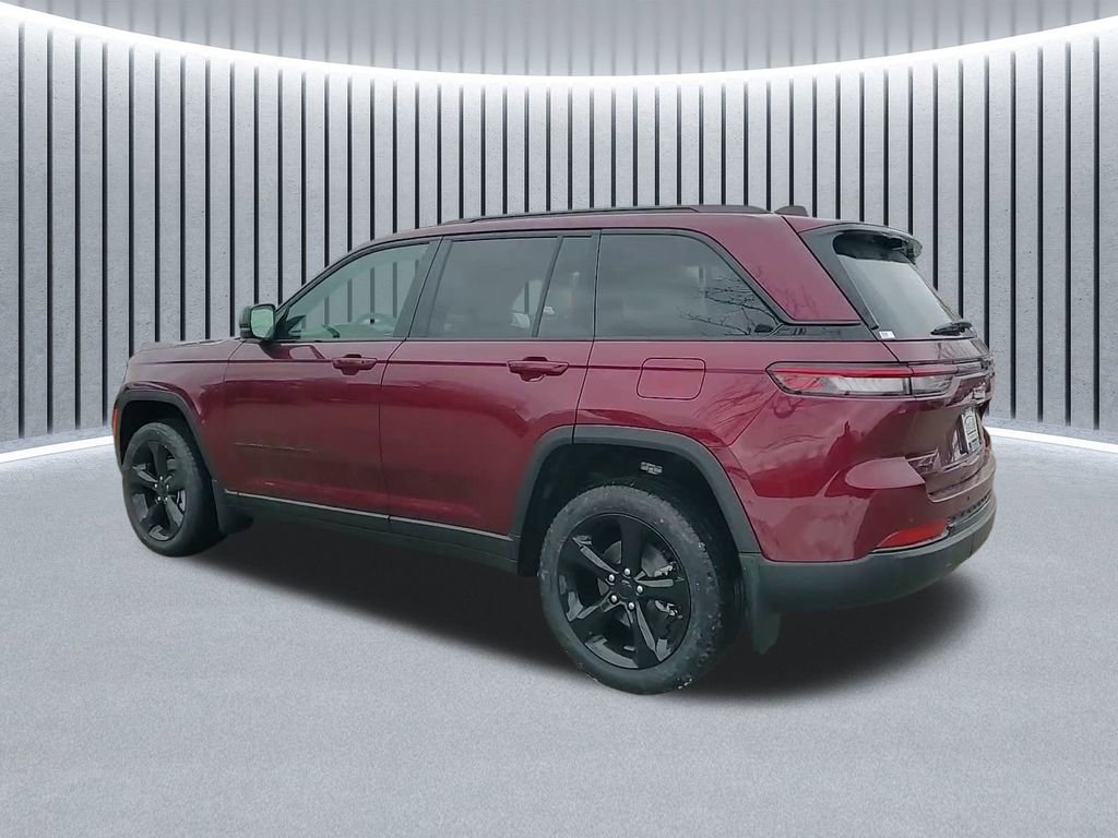 New 2025 Jeep Grand Cherokee Limited w/ Luxury Tech Group II image 13