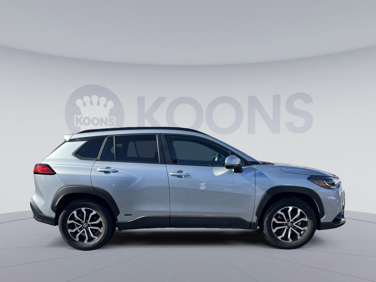 Used 2024 Toyota Corolla Cross SE image 8