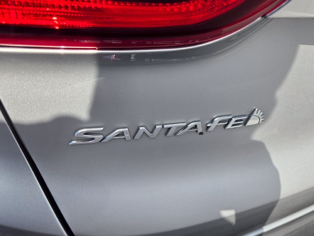 Used 2020 Hyundai Santa Fe SEL FWD image 11