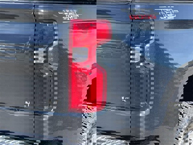 Used 2019 Chevrolet Silverado 1500 LT Trail Boss image 6