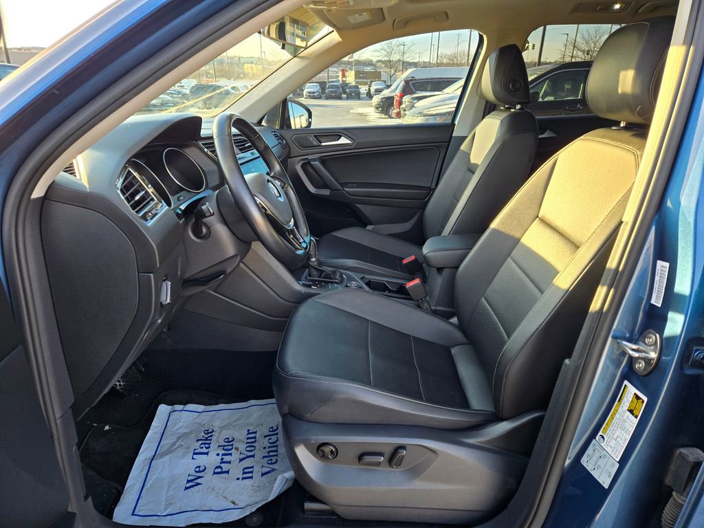 Used 2019 Volkswagen Tiguan SE image 12