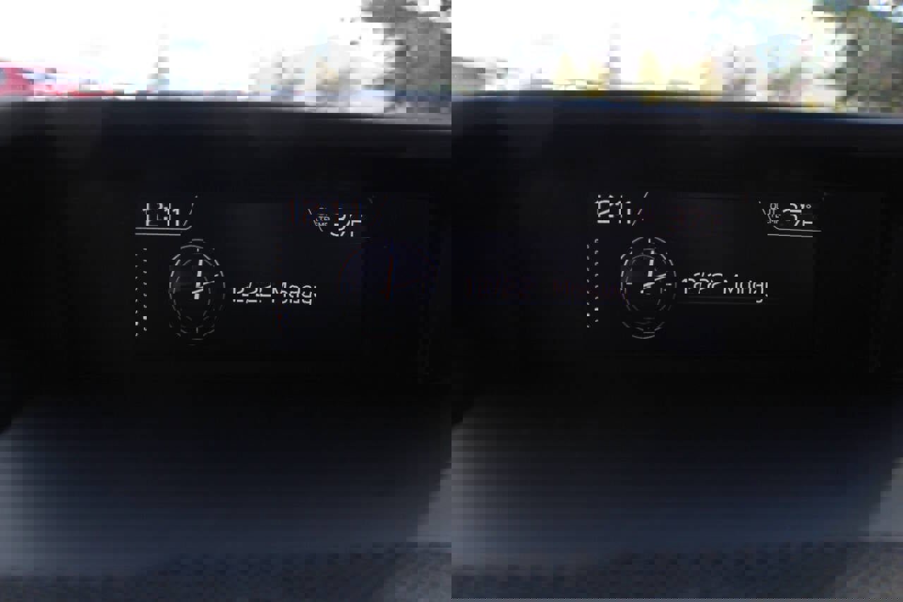 Used 2021 Subaru Ascent Limited w/ Technology Package image 14