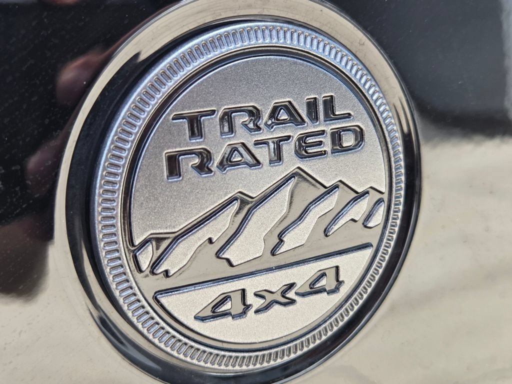 Used 2023 Jeep Wrangler Unlimited Sport AWD/4WD image 8