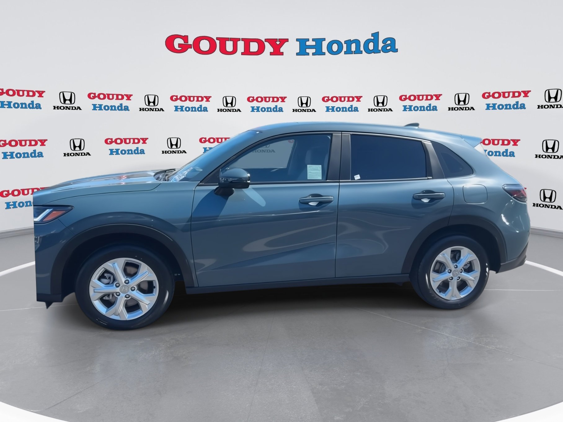 Certified 2023 Honda HR-V LX image 9