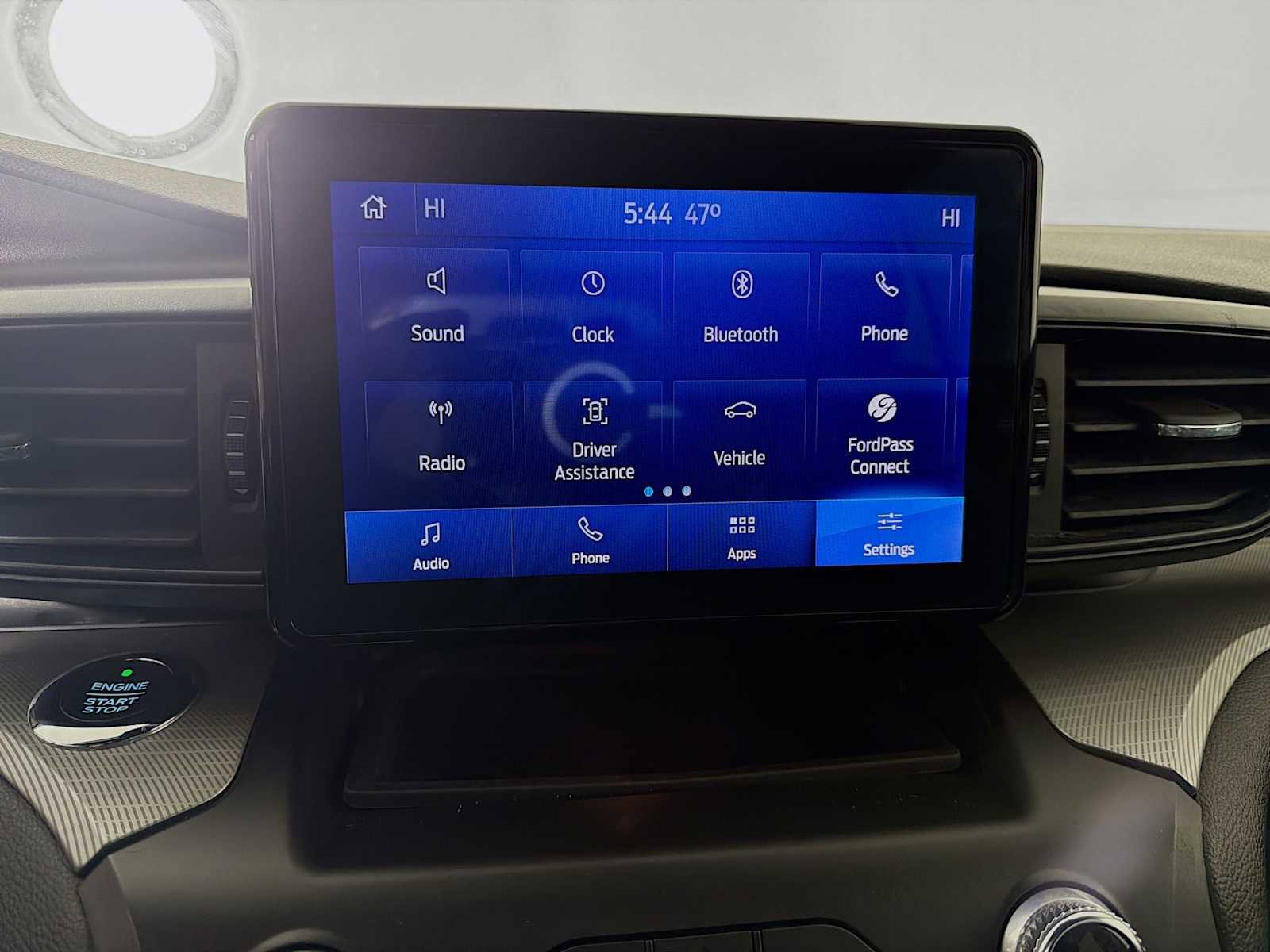 Used 2020 Ford Explorer XLT image 12