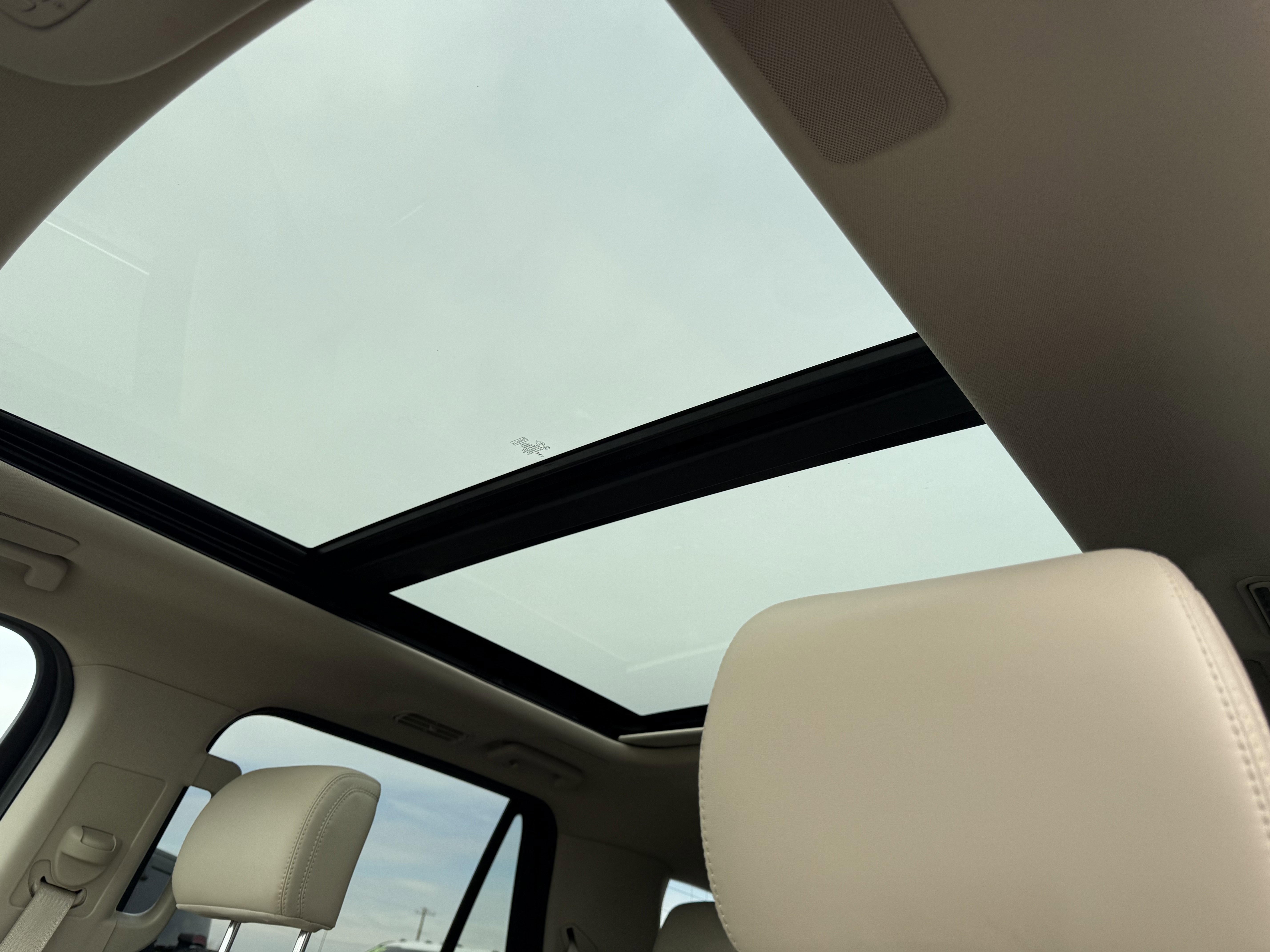 Used 2024 Ford Expedition Platinum image 13