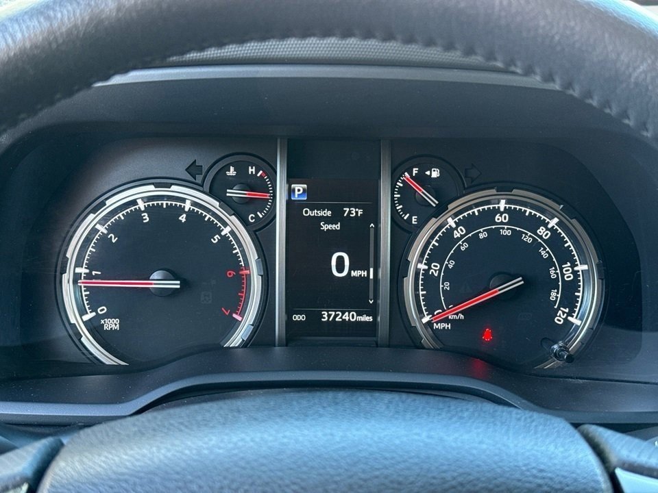 Used 2024 Toyota 4Runner TRD Off-Road image 25